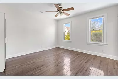 27 Lincoln St, Jersey City, NJ 07307 - Photo 21