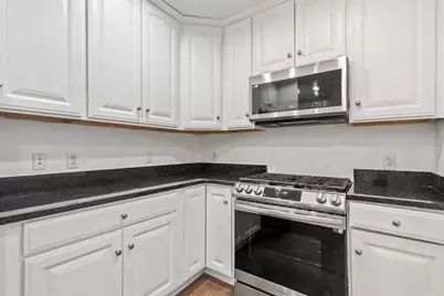 7400 River Rd #442, North Bergen, NJ 07047 - Photo 3