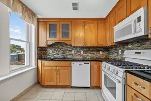 3444 John F. Kennedy Blvd, Jersey City, NJ 07307 - Photo 11