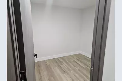 99 Thorne St #2ND, Jersey City, NJ 07307 - Photo 27