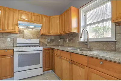 42 Greenville Ave #2, Jersey City, NJ 07305 - Photo 9