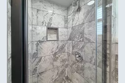 42 Greenville Ave #2, Jersey City, NJ 07305 - Photo 19