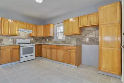 42 Greenville Ave #2, Jersey City, NJ 07305 - Photo 7
