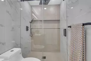 82 Pamrapo Ave, Jersey City, NJ 07305 - Photo 15