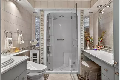 103 East 25th St, Bayonne, NJ 07002 - Photo 9