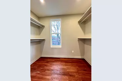 25 Whitman Ave, Jersey City, NJ 07306 - Photo 13