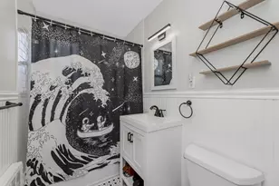 1011 Avenue C, Bayonne, NJ 07002 - Photo 9