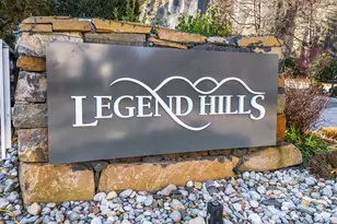 19 Legend Hills Dr, Edgewater, NJ 07020 - Photo 1