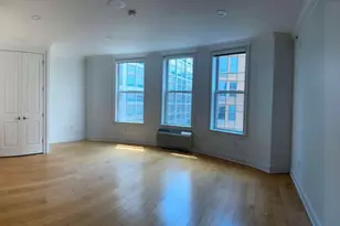 96 Tidewater St, Jersey City, NJ 07302 - Photo 3