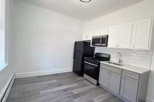 397 Avenue C, Bayonne, NJ 07002 - Photo 3