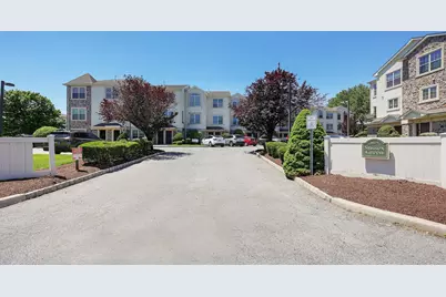 1625 Paterson Plank Rd, Secaucus, NJ 07094 - Photo 1