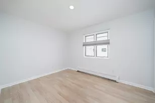 139 Cambridge Ave, Jersey City, NJ 07307 - Photo 13