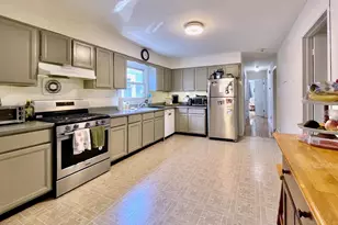 431 Manila Ave, Jersey City, NJ 07302 - Photo 9