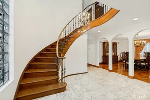 46 Avenue B, Bayonne, NJ 07002 - Photo 5