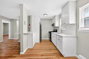 42 Lienau Pl, Jersey City, NJ 07306 - Photo 9