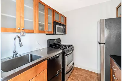 222 Montgomery St #1D, Jersey City, NJ 07302 - Photo 7
