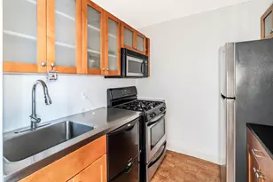 222 Montgomery St, Jersey City, NJ 07302 - Photo 7
