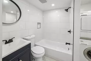62 5 Oak St, Jersey City, NJ 07304 - Photo 5