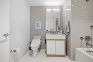 75 Park Ln S, Jersey City, NJ 07310 - Photo 13