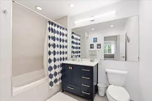 15 Freedom Way, Jersey City, NJ 07305 - Photo 13