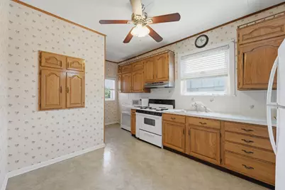 122 Avenue A, Bayonne, NJ 07002 - Photo 19
