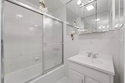 122 Avenue A, Bayonne, NJ 07002 - Photo 25