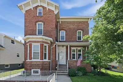 122 Avenue A, Bayonne, NJ 07002 - Photo 3