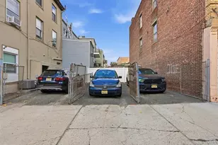 76 Bowers St, Jersey City, NJ 07307 - Photo 21
