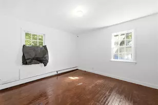 10 McGotty Pl, Irvington, NJ 07111 - Photo 3