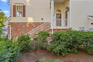 27 Bayside Dr, Bayonne, NJ 07002 - Photo 31