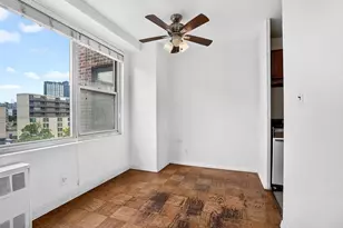 10 Huron Ave, Jersey City, NJ 07306 - Photo 7