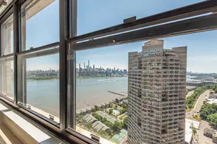 7004 Blvd E, Guttenberg, NJ 07093 - Photo 27