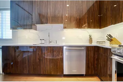 800 Avenue At Port Imperial #425, Weehawken, NJ 07086 - Photo 3