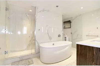 800 Avenue At Port Imperial #425, Weehawken, NJ 07086 - Photo 19