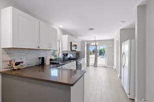 55 Central Ln, Secaucus, NJ 07094 - Photo 11