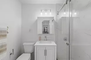 6040 Blvd E, West New York, NJ 07093 - Photo 13