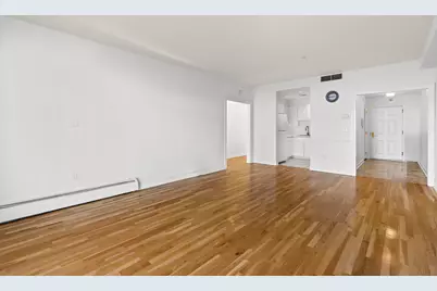 206 Shearwater Ct West #60, Jersey City, NJ 07305 - Photo 5