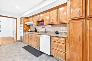 51 Boyd Ave, Jersey City, NJ 07304 - Photo 19