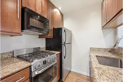 245 3rd St #1, Jersey City, NJ 07302 - Photo 9