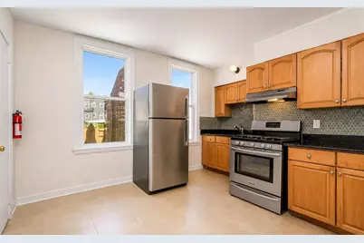 19 West 9th St, Bayonne, NJ 07002 - Photo 5