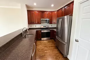 21 Lee Ct, Jersey City, NJ 07305 - Photo 5