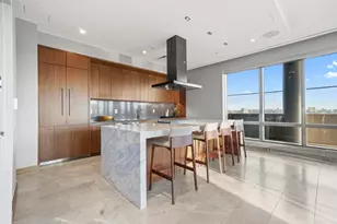 75 Park Ln S, Jersey City, NJ 07310 - Photo 23