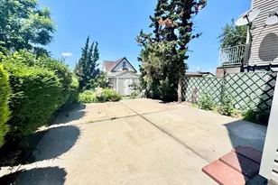 9005 Durham Ave, North Bergen, NJ 07047 - Photo 23