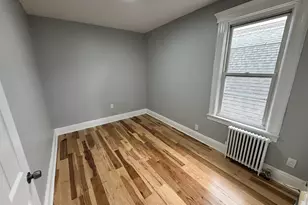 136 W 25th St, Bayonne, NJ 07002 - Photo 9