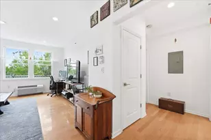 15 Freedom Way, Jersey City, NJ 07305 - Photo 9