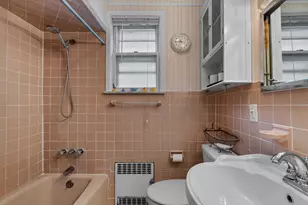 131 W 10th St, Bayonne, NJ 07002 - Photo 25