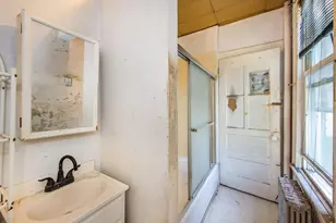 13 Nevin St, Jersey City, NJ 07306 - Photo 17