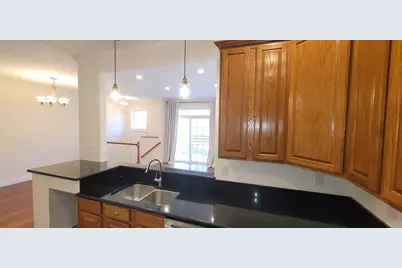 9 McMartin Ct, Jersey City, NJ 07305 - Photo 3