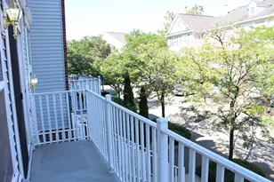 9 McMartin Ct, Jersey City, NJ 07305 - Photo 23