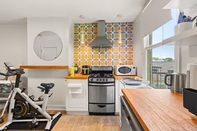 49 A Jewett Ave #Apt 4, Jersey City, NJ 07304 - Photo 1